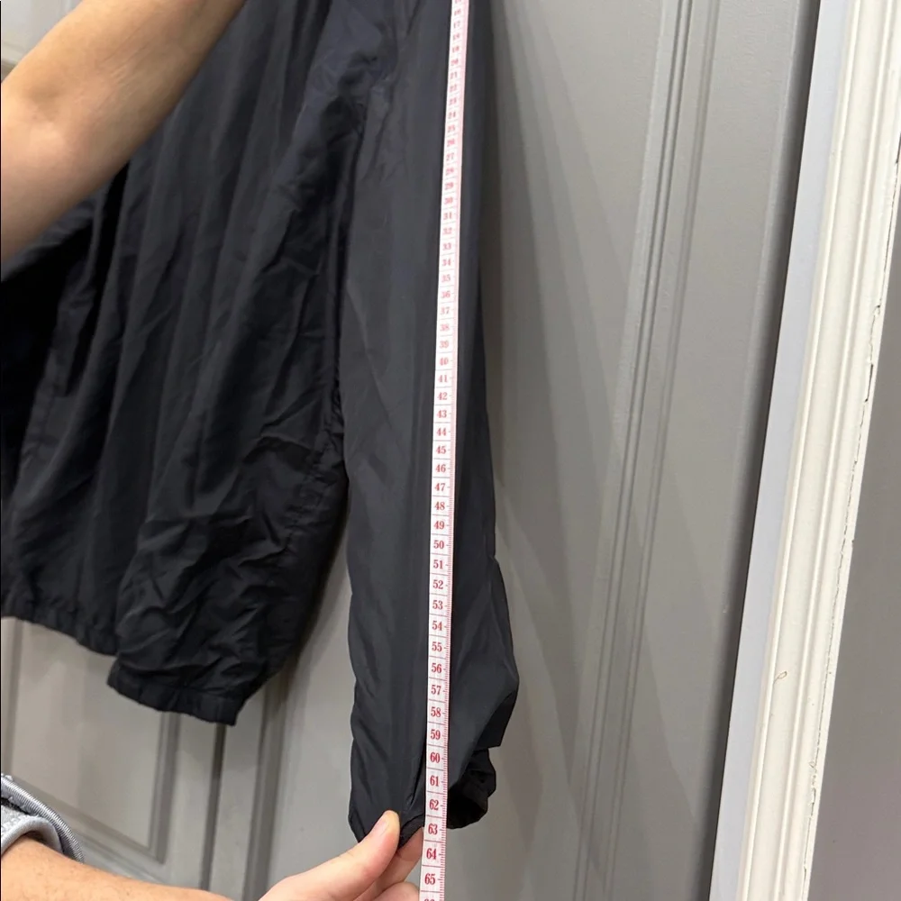 Hurley Black wind breaker Jacket with Multicolor Logo - Picture 11 of 11